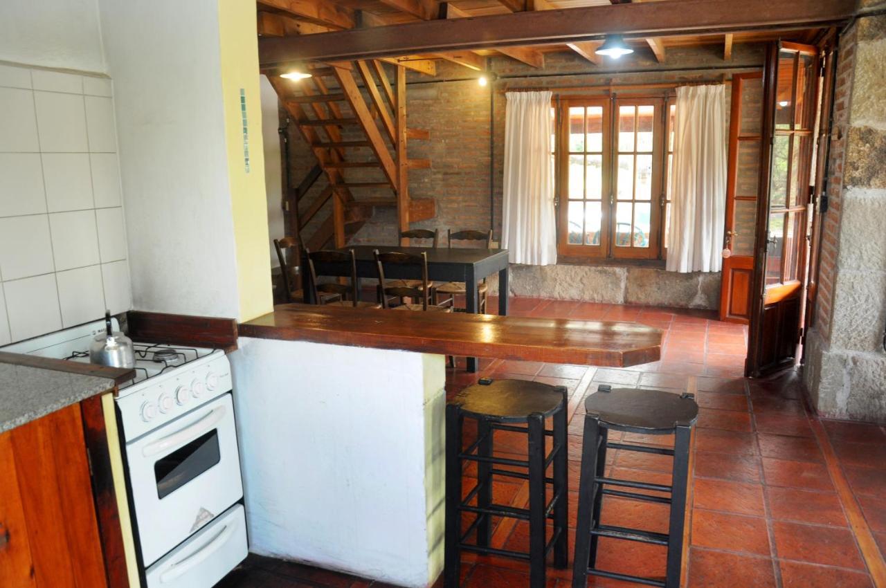 La Toma Complejo De Montana - Cabanas Y Habitaciones En Hosteria Mina Clavero Ngoại thất bức ảnh