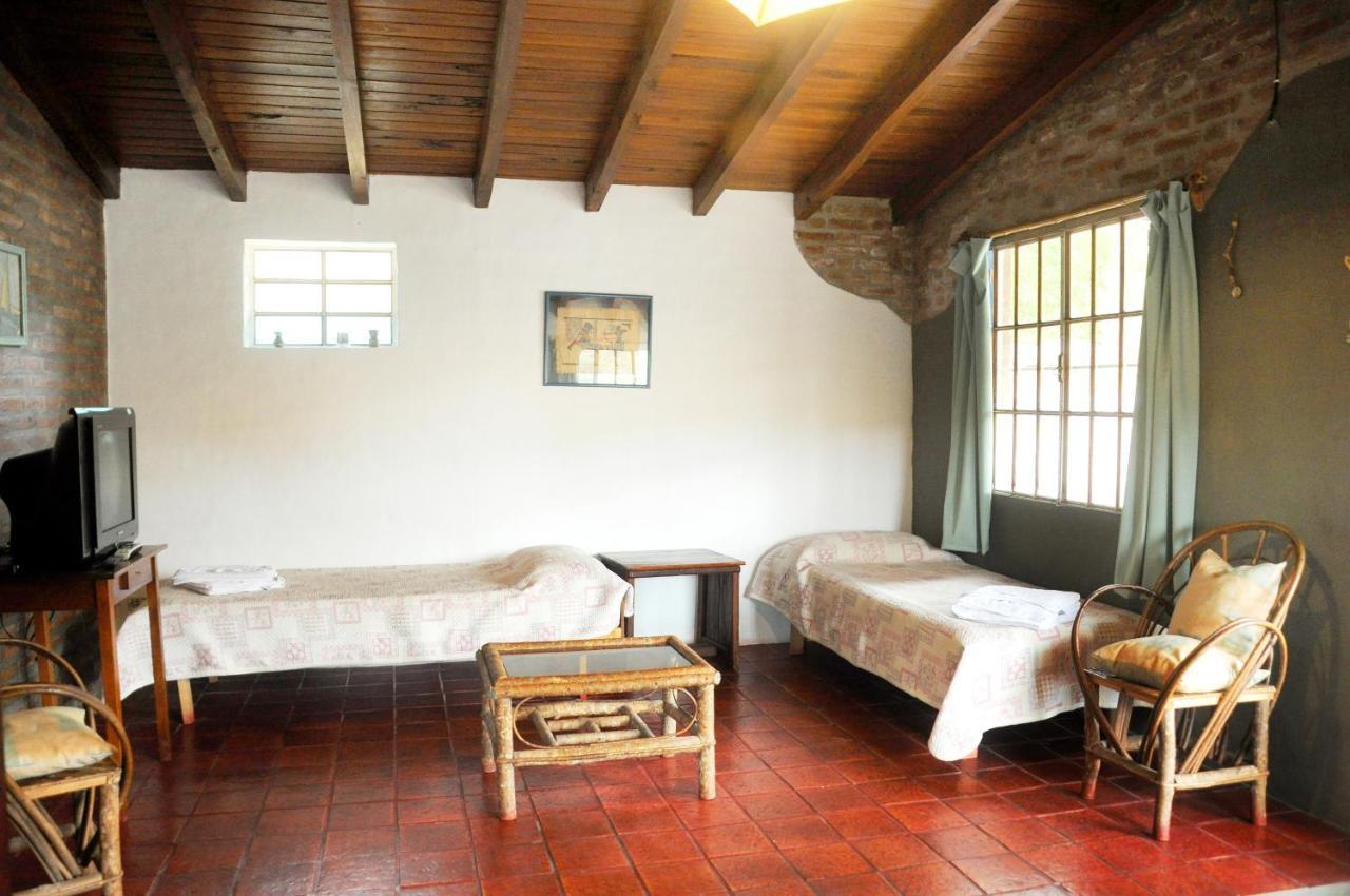 La Toma Complejo De Montana - Cabanas Y Habitaciones En Hosteria Mina Clavero Ngoại thất bức ảnh