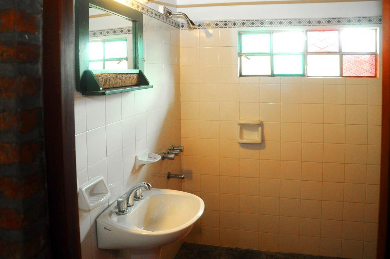 La Toma Complejo De Montana - Cabanas Y Habitaciones En Hosteria Mina Clavero Ngoại thất bức ảnh