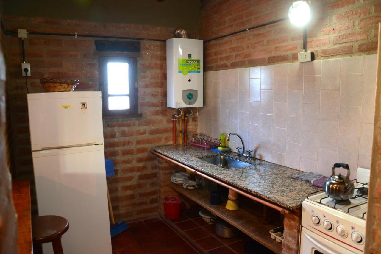 La Toma Complejo De Montana - Cabanas Y Habitaciones En Hosteria Mina Clavero Ngoại thất bức ảnh