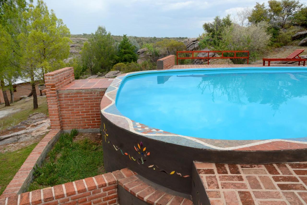 La Toma Complejo De Montana - Cabanas Y Habitaciones En Hosteria Mina Clavero Ngoại thất bức ảnh