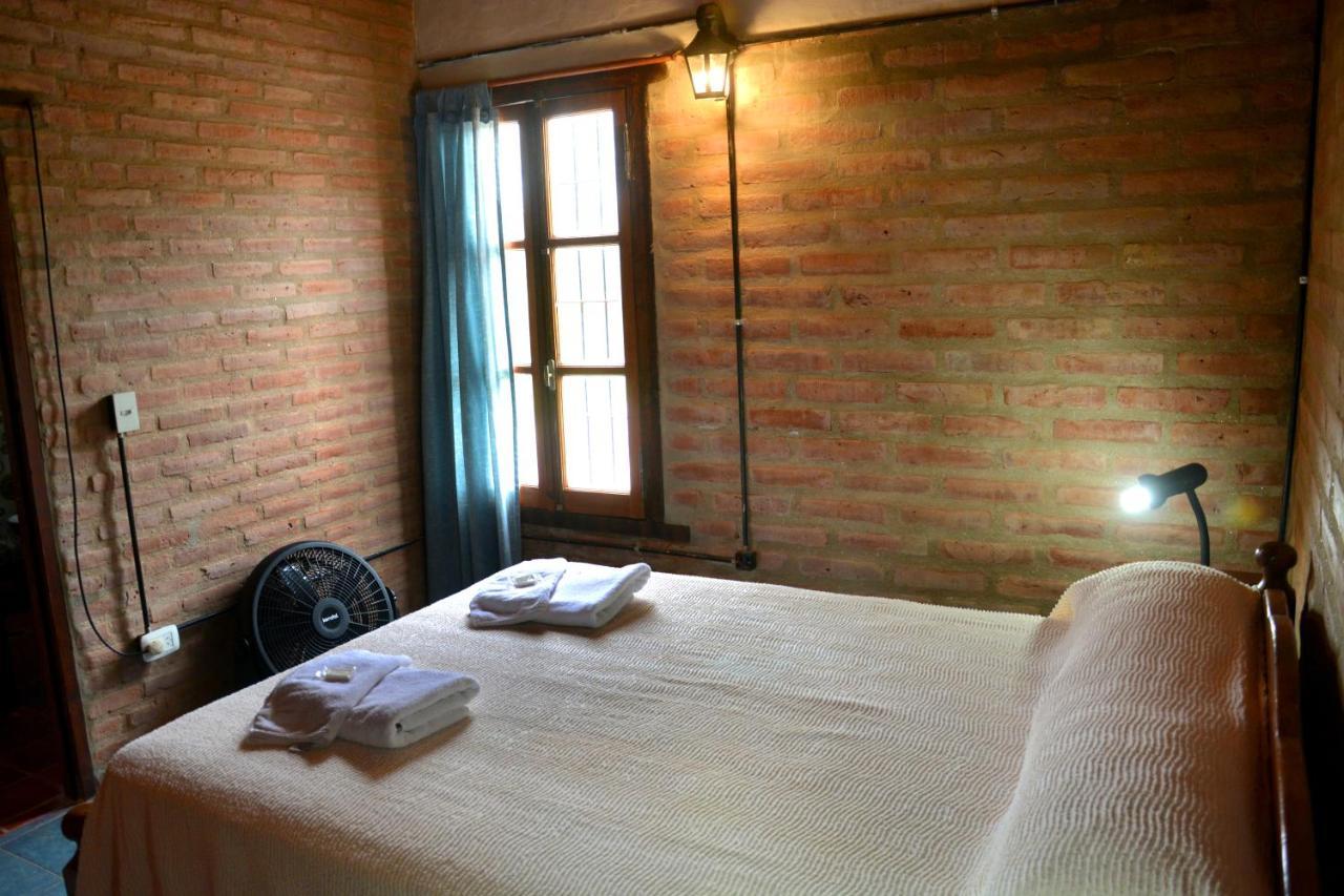 La Toma Complejo De Montana - Cabanas Y Habitaciones En Hosteria Mina Clavero Ngoại thất bức ảnh